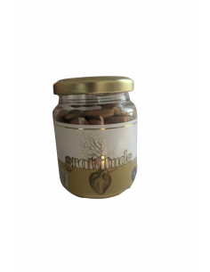 Amandes crues avec peau